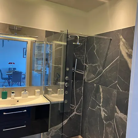 Ekskluzywny Z Widokiem Na Morze, 5km Do Centrum Sopotu 4km Do Orlowa Апартаменты Гдыня